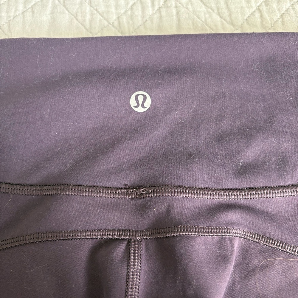 Lululemon Purple Women’s Leggings Size 6 - Picture 4 of 6